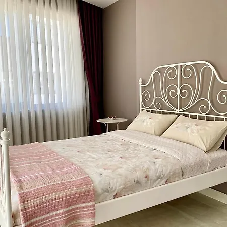 Konak Cleopatra Twin Towers 2 Plus 1 Daire